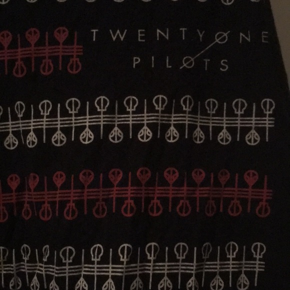 21 pilots tank top - Picture 3 of 4
